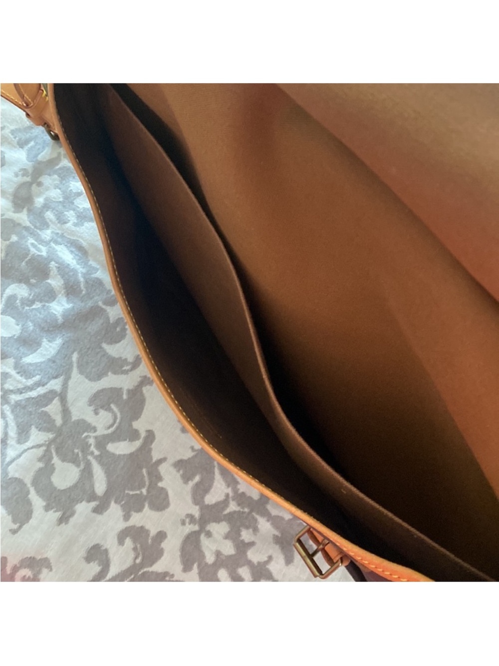 Authentic Louis Vuitton Samur 43 Monogram Bag - Picture 3 of 16